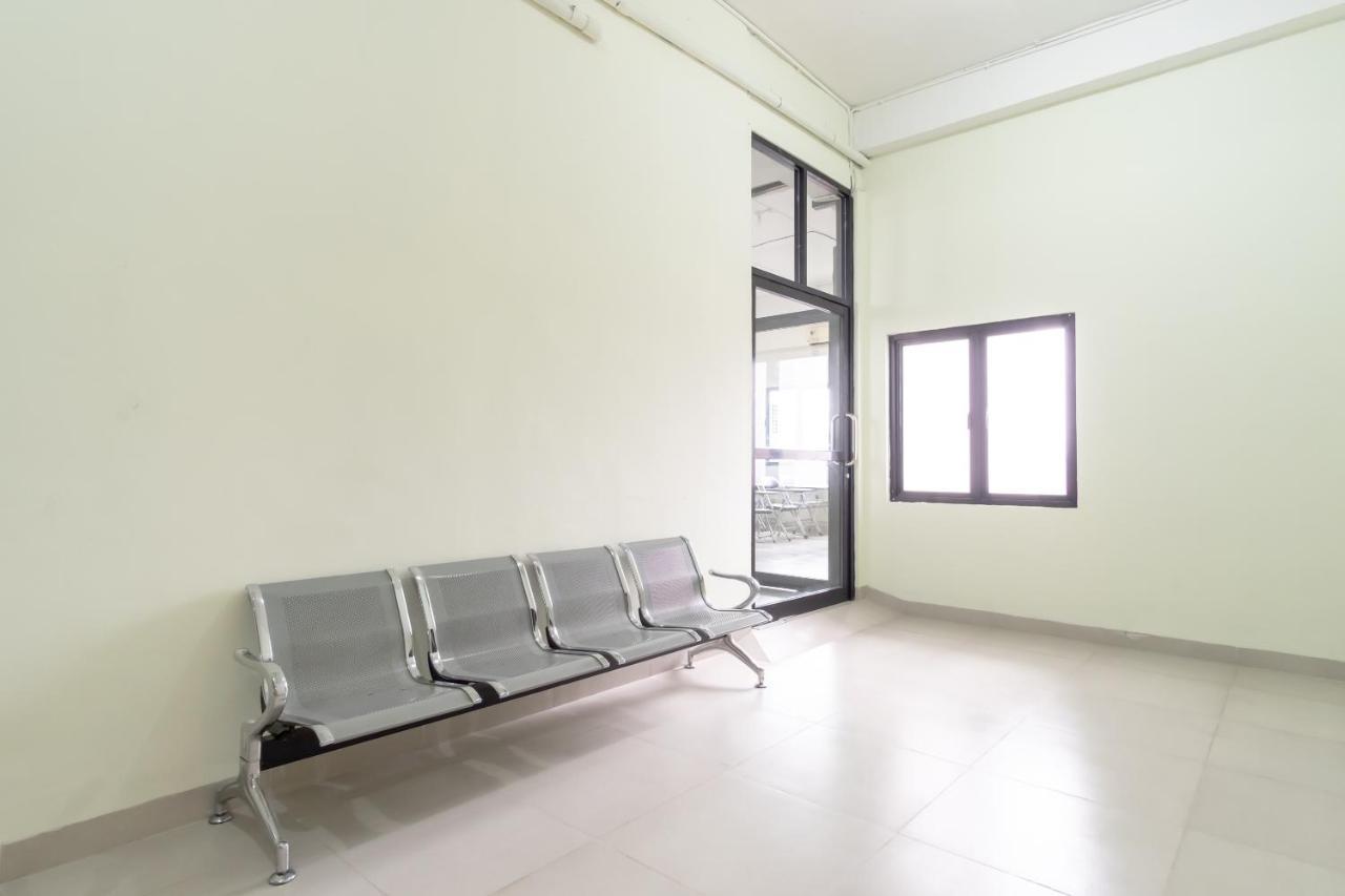 Oyo 1940 Cendana Homestay Syariah Medan Exterior foto