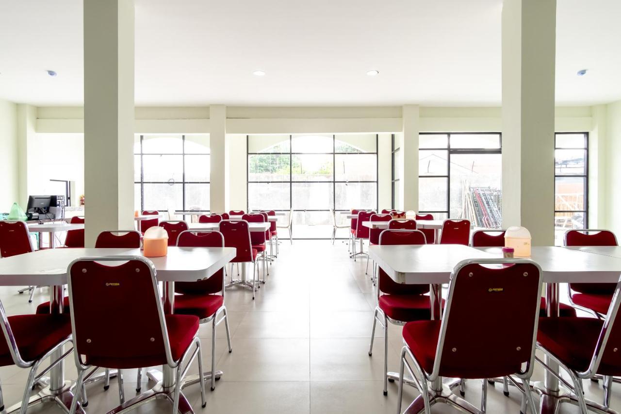 Oyo 1940 Cendana Homestay Syariah Medan Exterior foto